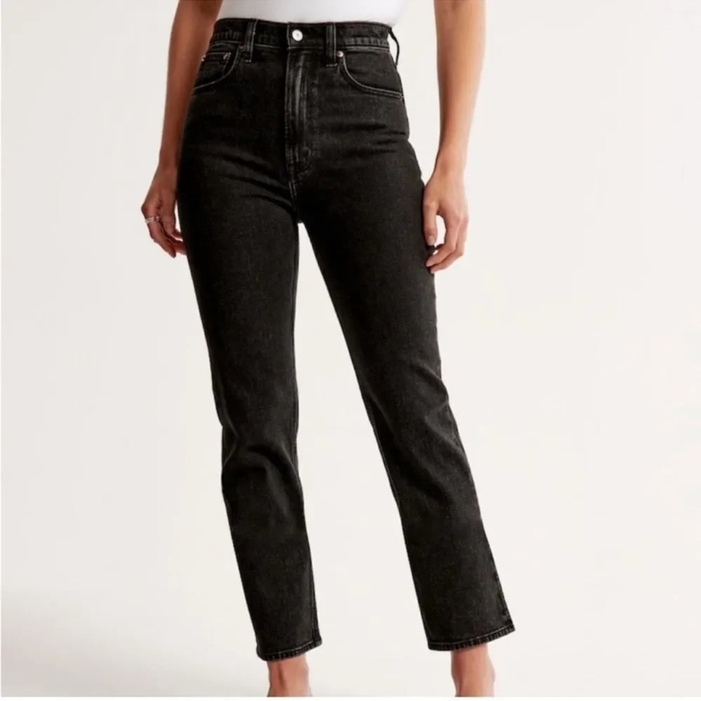 A&F Ankle Straight Ultra High Rise curve love washed black Jean denim grey gray